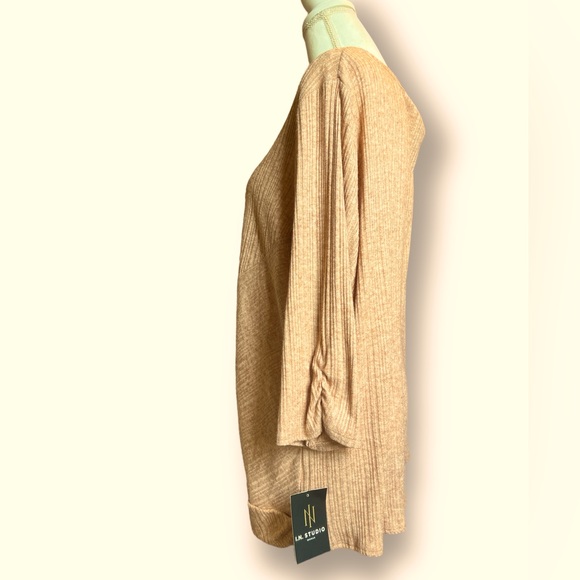 I.N.Studio NWT Carmel tan blouse scoop neck blouse. Size 2x - Picture 2 of 6